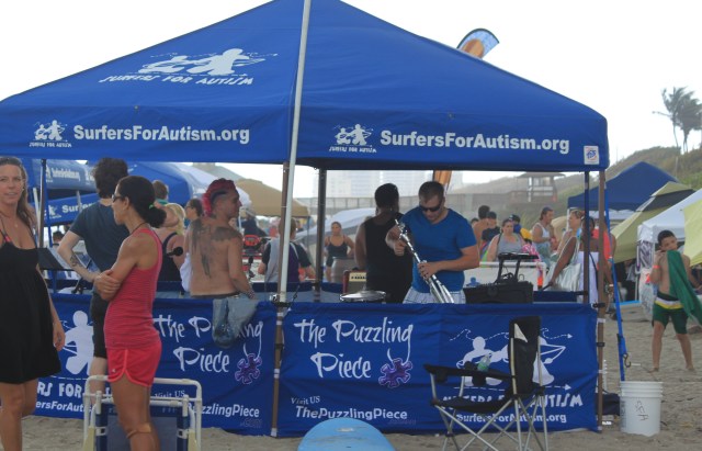SurfersAutism 004
